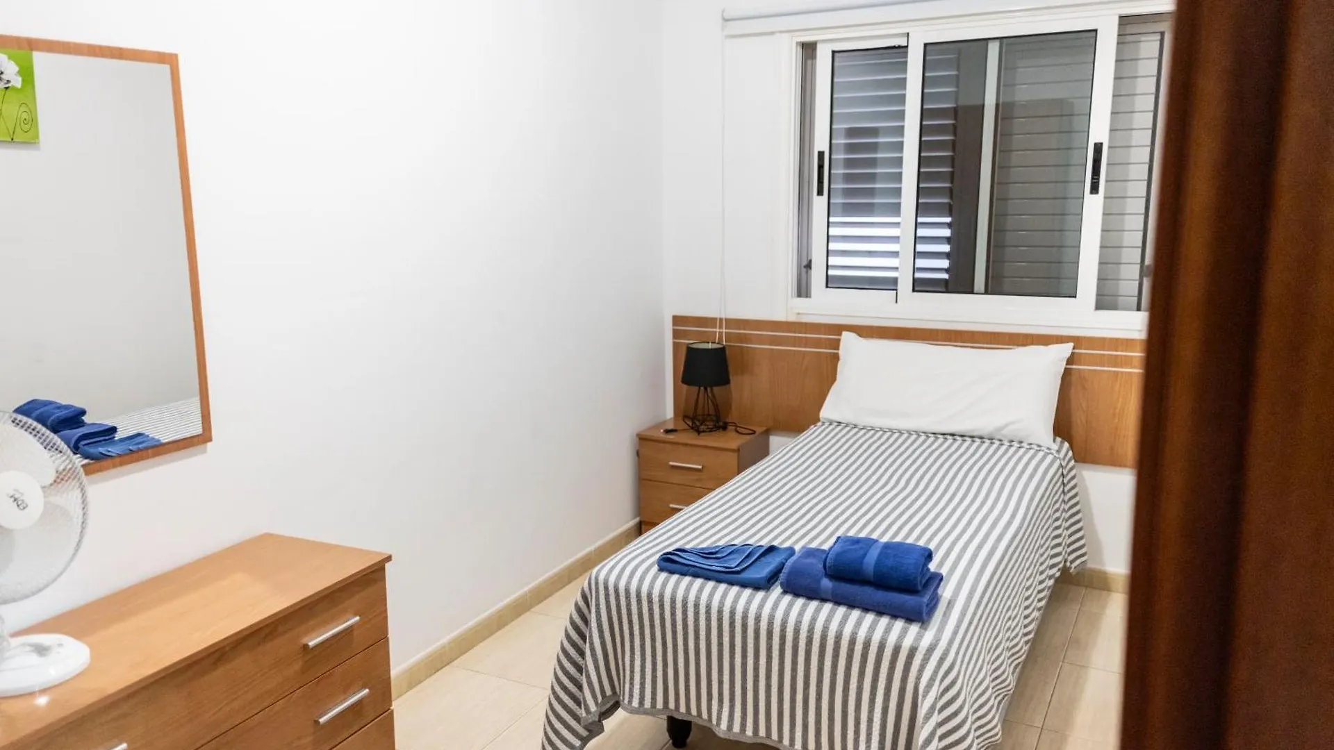 Yesenia Vv Airport Apartment El Matorral