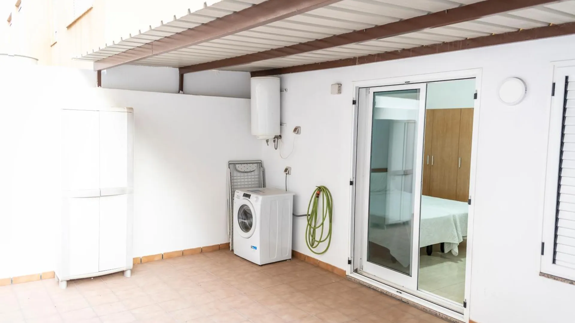 Yesenia Vv Airport Apartment El Matorral