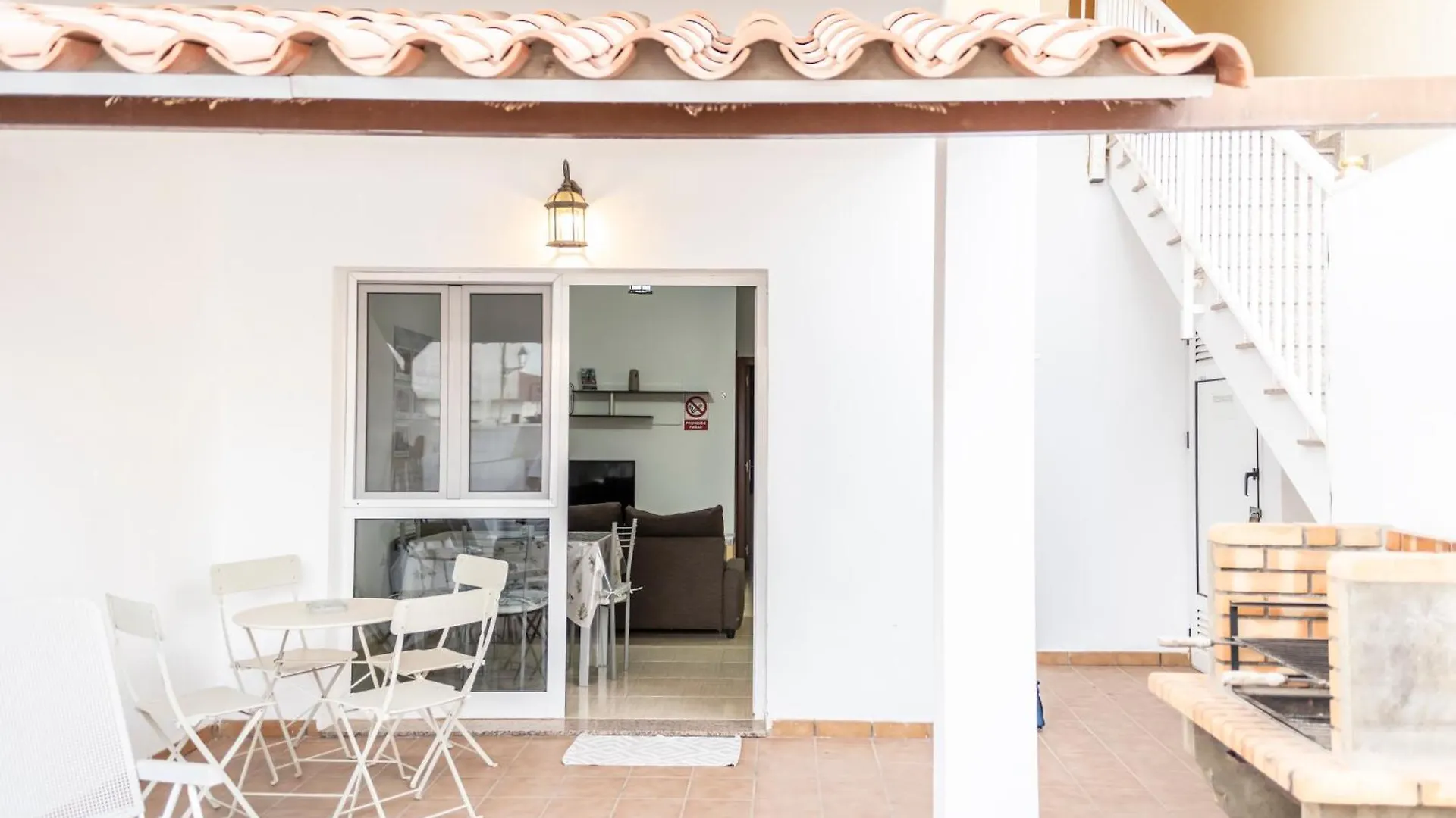 Yesenia Vv Airport Apartment El Matorral